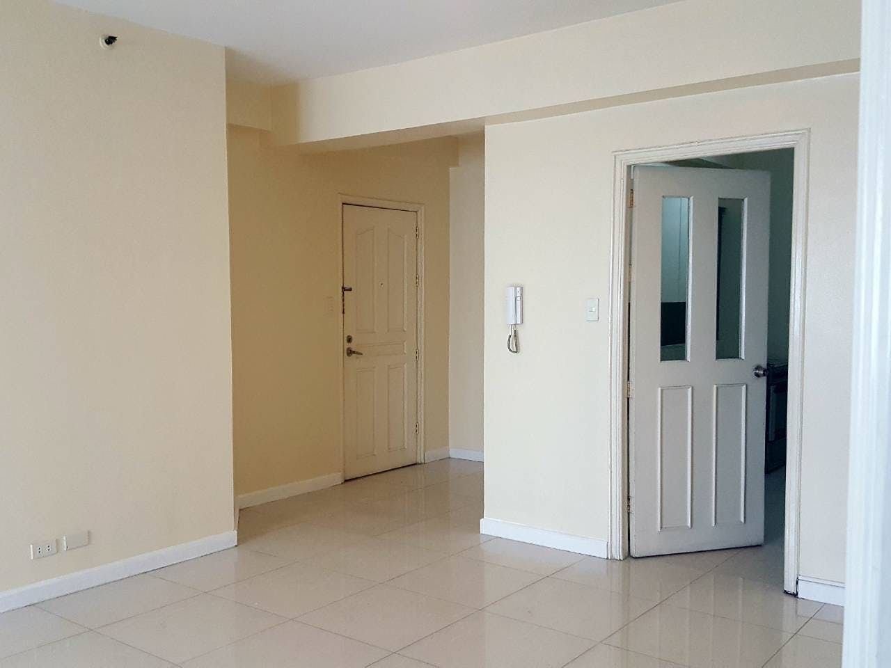 "2BR Condo for Rent in Crisanta Tower, Oranbo, Pasig"08