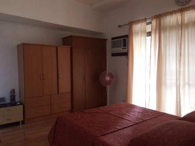 "1BR Condo for Rent in Paseo Parkview Suites, Salcedo Village, Makati"08