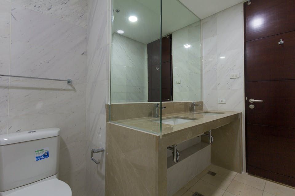"3BR Condo for Rent in Arya Residences, BGC - Bonifacio Global City, Ta"03