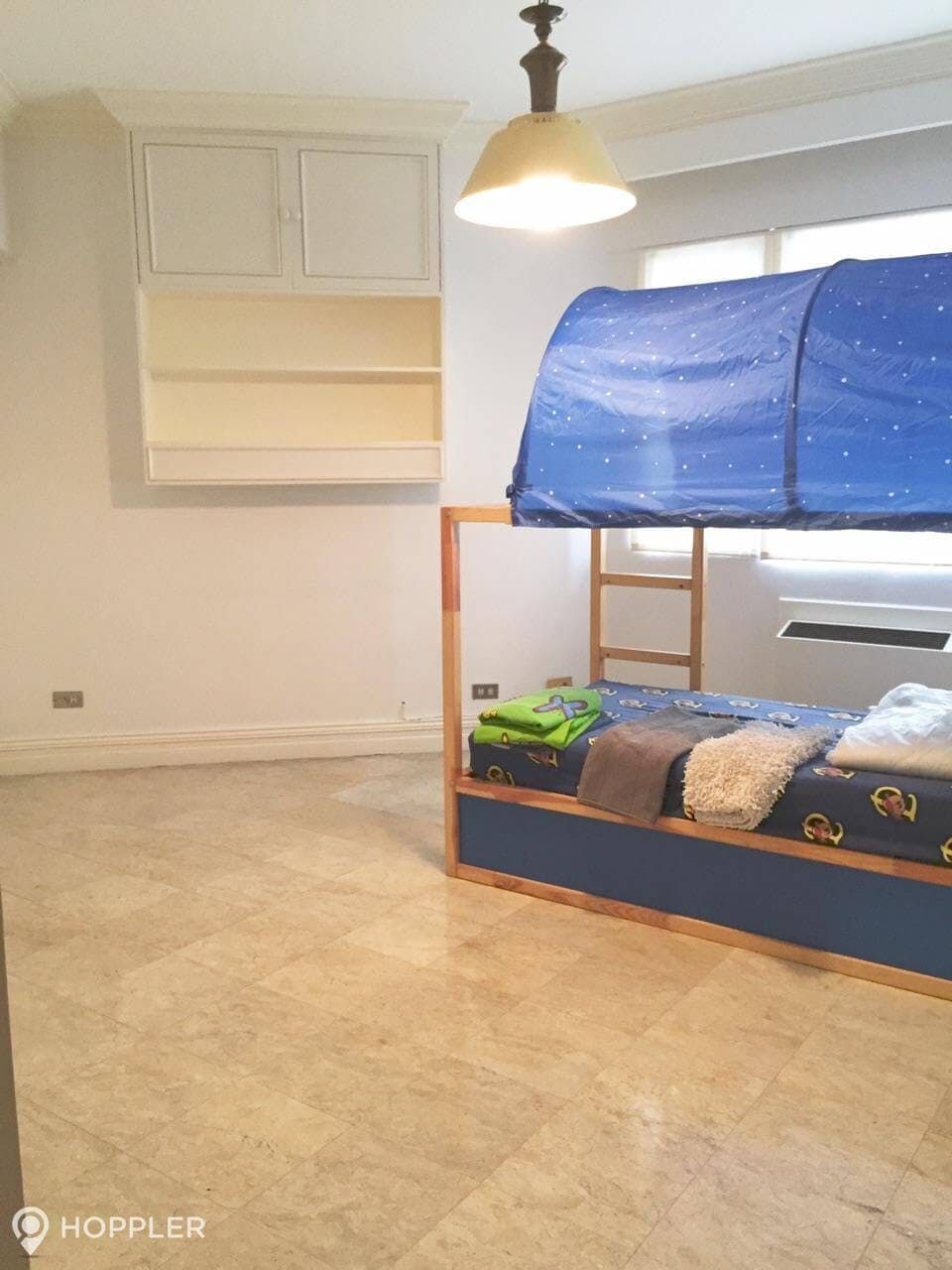 "3BR Condo for Rent in The Ritz Towers, Urdaneta, Makati"04