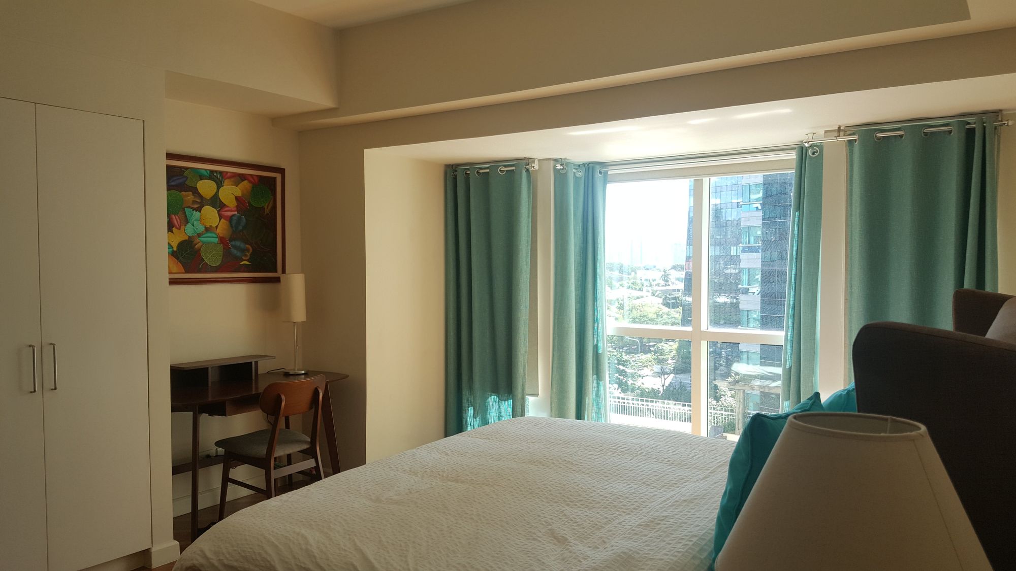 "1BR Condo for Rent in The Manansala, Rockwell Center, Makati"04