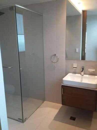 "3BR Condo for Rent in The Residences at Greenbelt, Legazpi Village, Ma"01