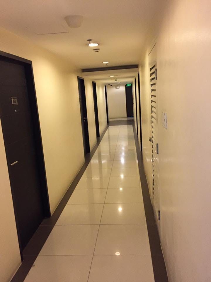 "1BR Condo for Rent in Wil Tower Mall, Santa Cruz, Quezon City"10