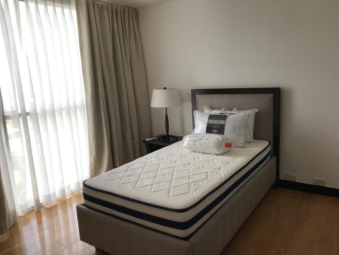 "2BR