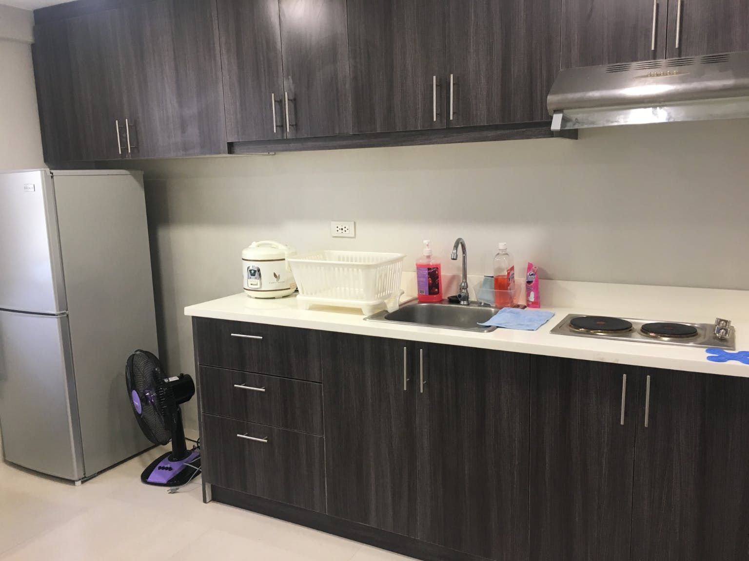"1BR Condo for Rent in Gilmore Tower Condominium, New Manila, Quezon Ci"05