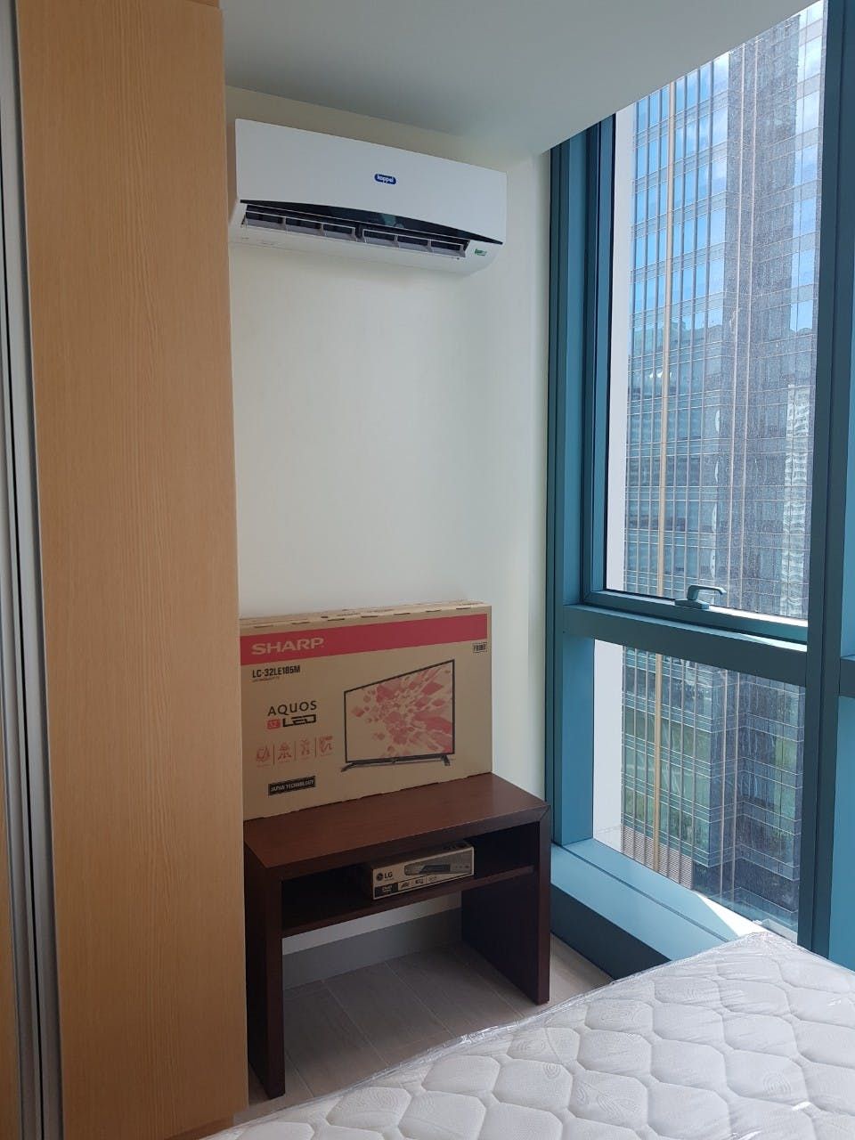 "1BR Condo for Rent in One Uptown Residence, BGC - Bonifacio Global Cit"05