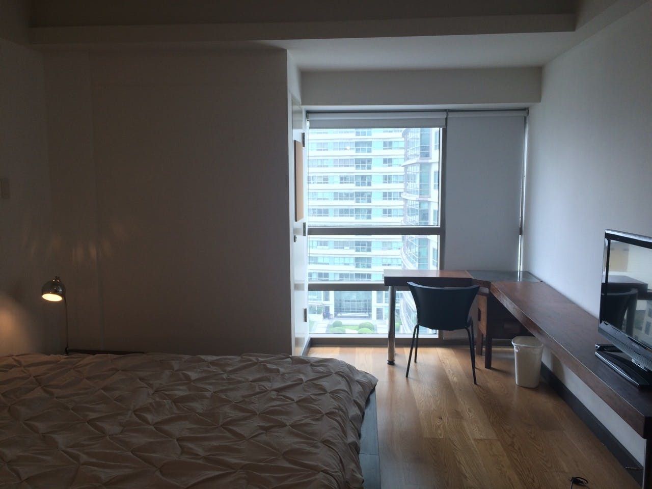 "1BR Condo for Rent in The Residences at Greenbelt, Legazpi Village, Ma"09