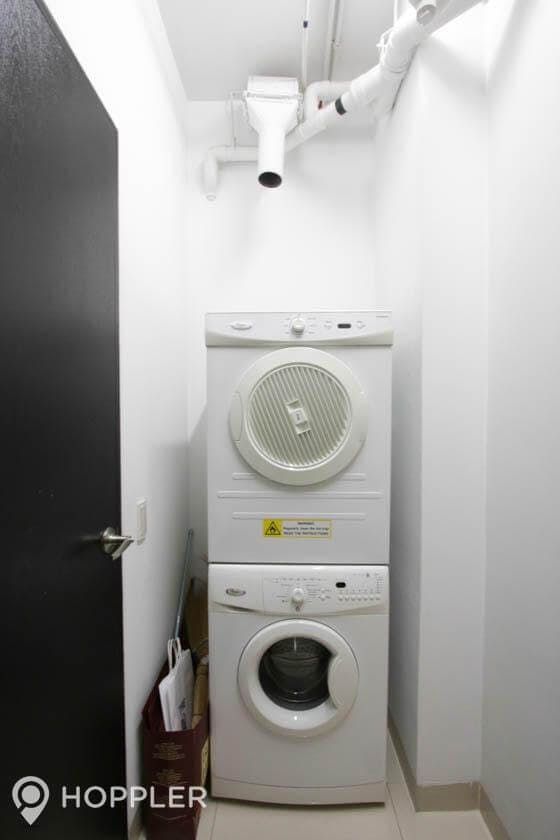 "1BR Condo for Rent in The Residences at Greenbelt, Legazpi Village, Ma"06