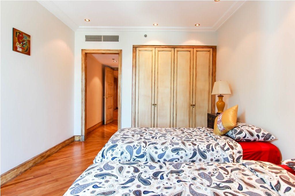 "3BR Condo for Rent in Luna Gardens, Rockwell Center, Makati"10