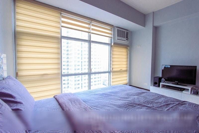"Studio Condo for Rent in Greenbelt Madison, Legazpi Village, Makati"05