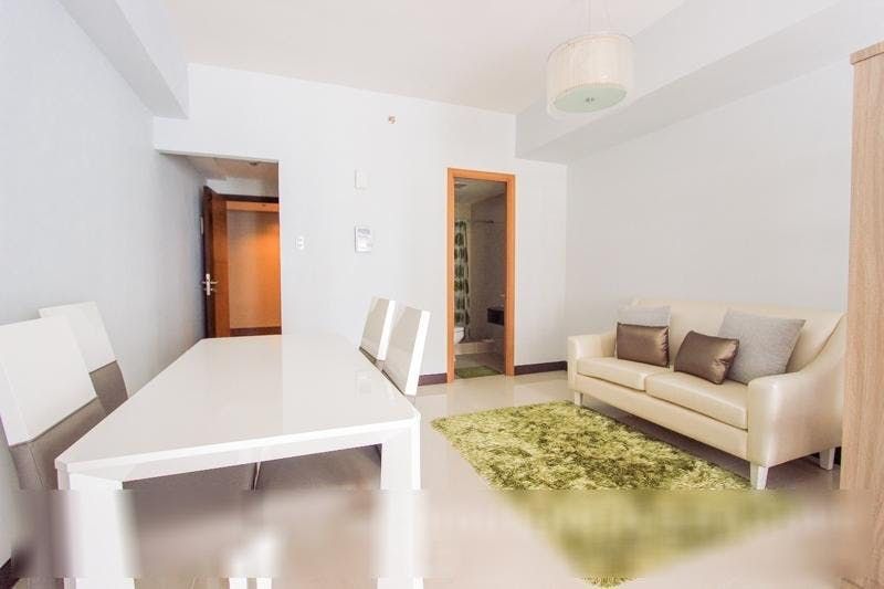 "Studio Condo for Rent in Greenbelt Madison, Legazpi Village, Makati"08