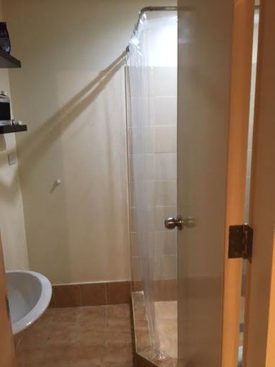 "1BR Condo for Rent in East of Galleria, Ortigas Center, Pasig"01