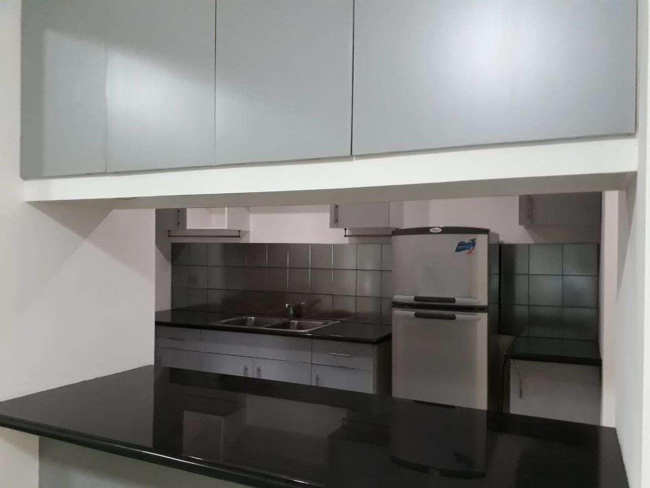 "3BR Condo for Rent in Penhurst Parkplace, BGC - Bonifacio Global City,"04