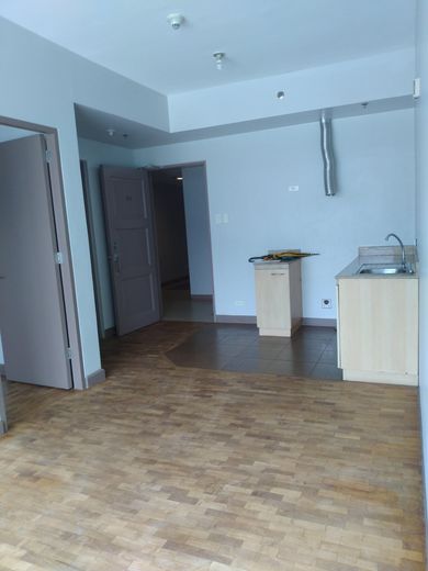"1BR