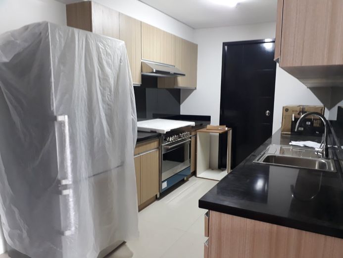 "3BR Condo for Rent in One Maridien Tower, BGC - Bonifacio Global City,"01