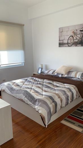 "2BR