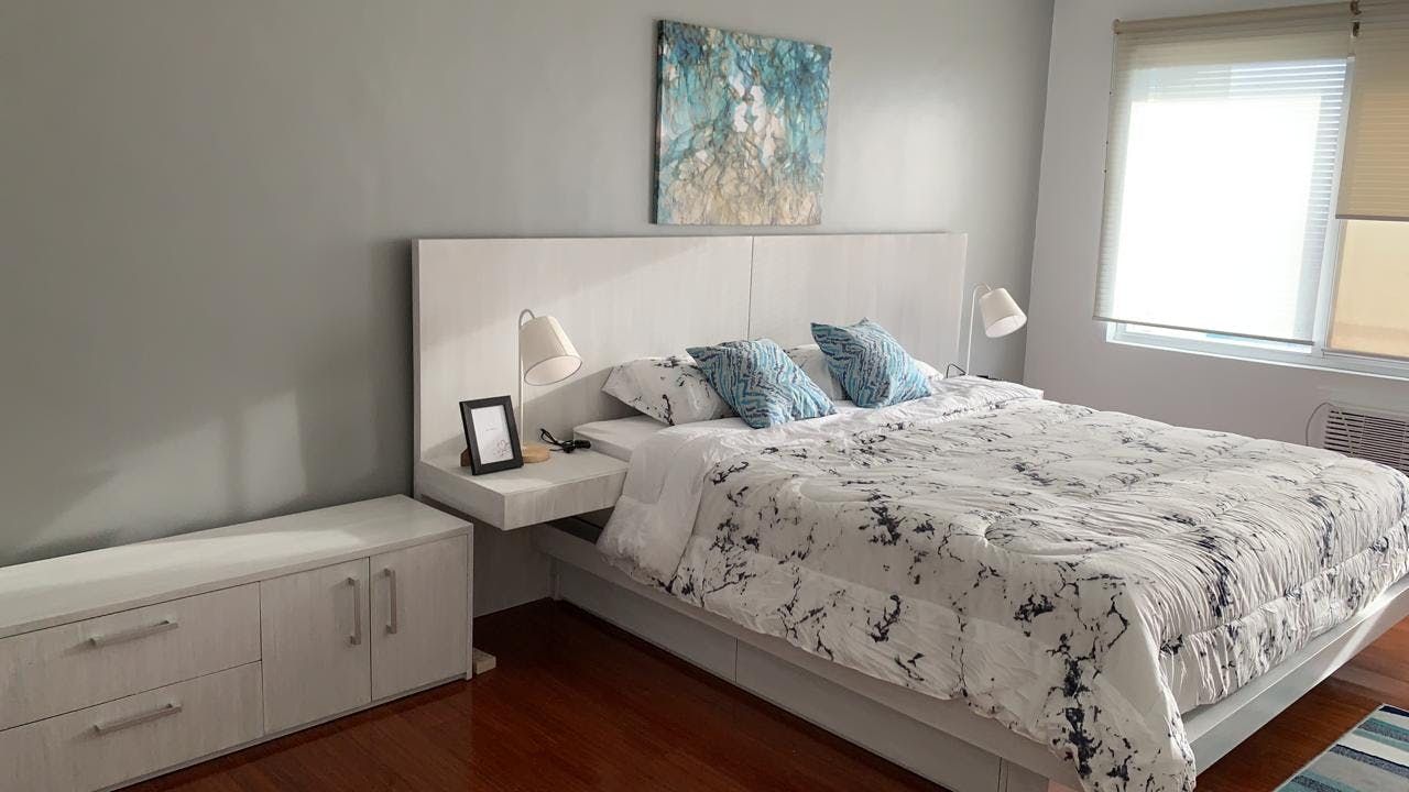 "2BR Condo for Rent in Fairways Tower, BGC - Bonifacio Global City, Tag"03