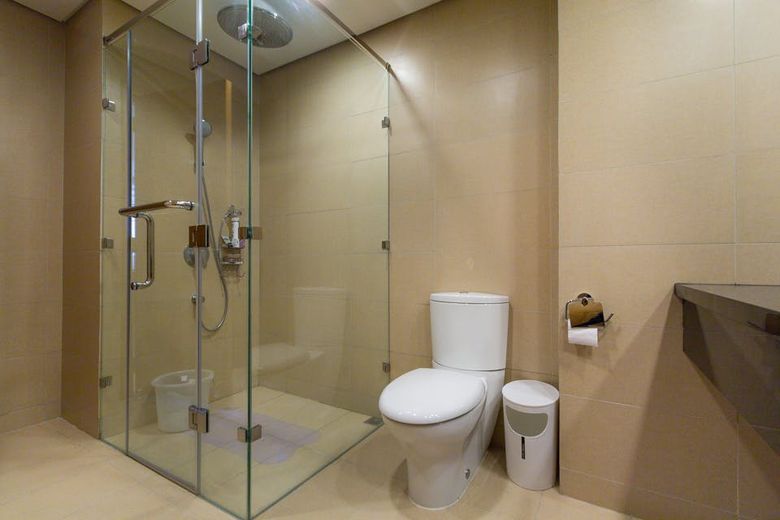"2BR Condo for Rent in Park Terraces, San Lorenzo, Makati"01