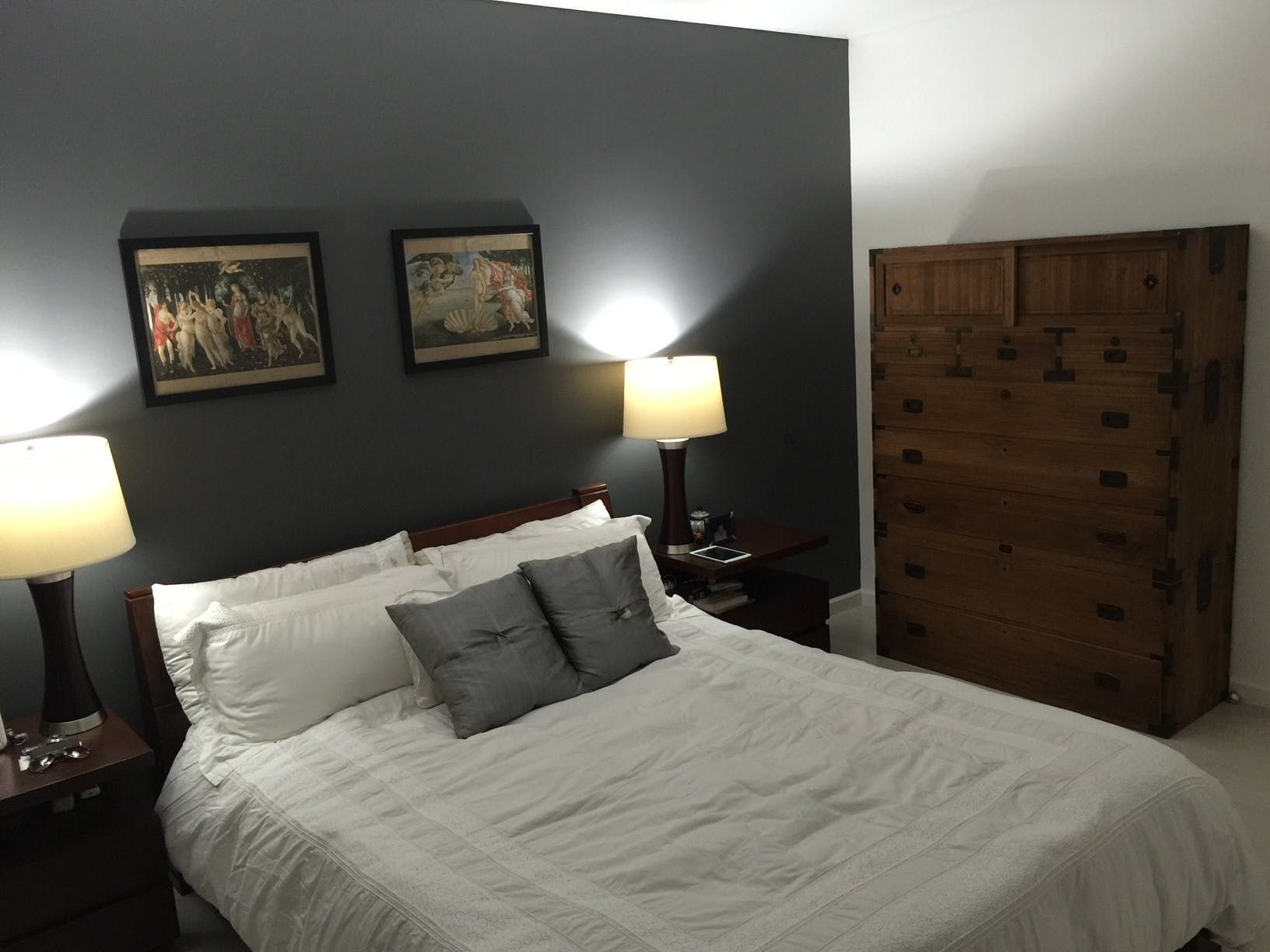 "3BR Condo for Rent in Senta, Legazpi Village, Makati"08