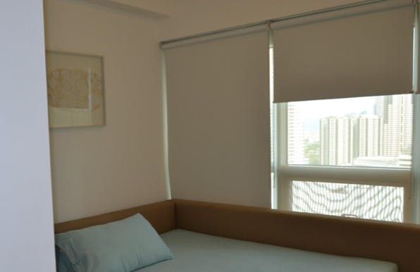 "2BR Condo for Rent in The Residences at Greenbelt, Legazpi Village, Ma"08
