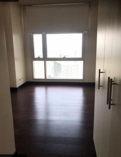 "1BR