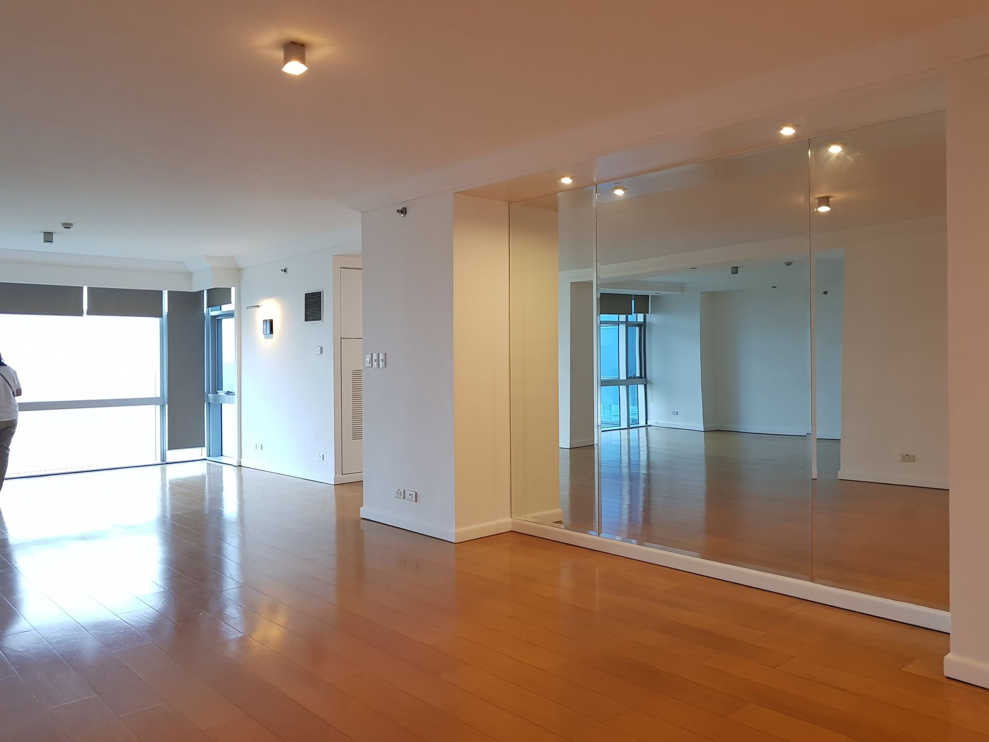 "3BR Condo for Rent in Pacific Plaza Towers, BGC - Bonifacio Global Cit"05