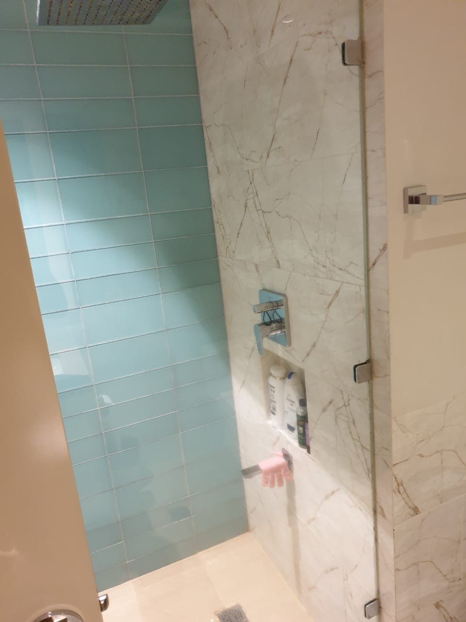 "3BR Condo for Rent in Two Roxas Triangle, Salcedo Village, Makati"03