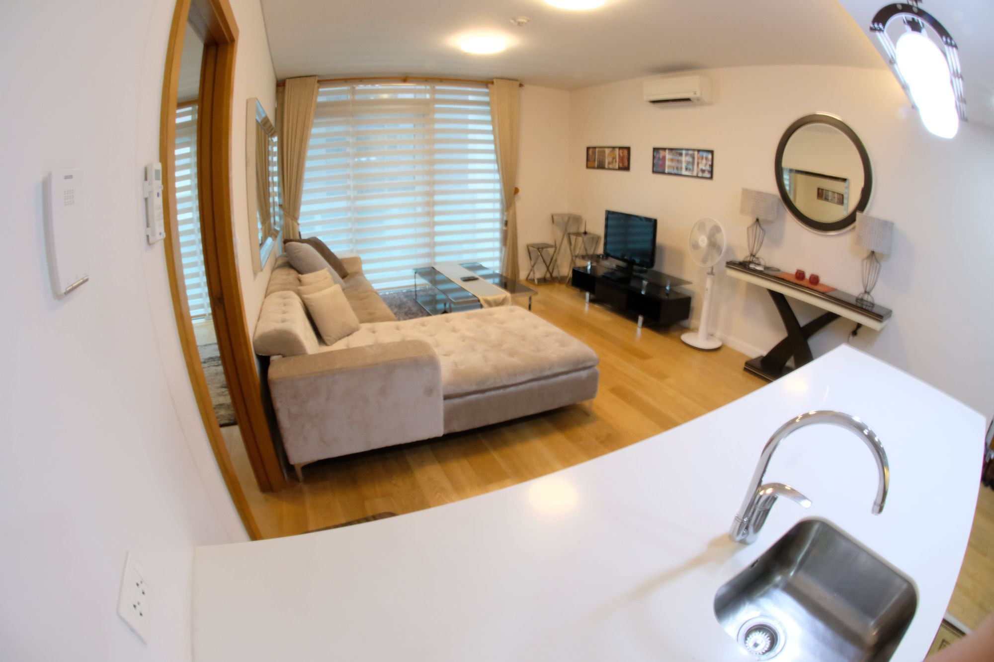 "1BR Condo for Rent in Park Terraces, San Lorenzo, Makati"09