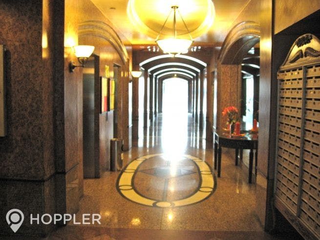 "1BR Condo for Rent in Alpha Salcedo, Salcedo Village, Makati"04