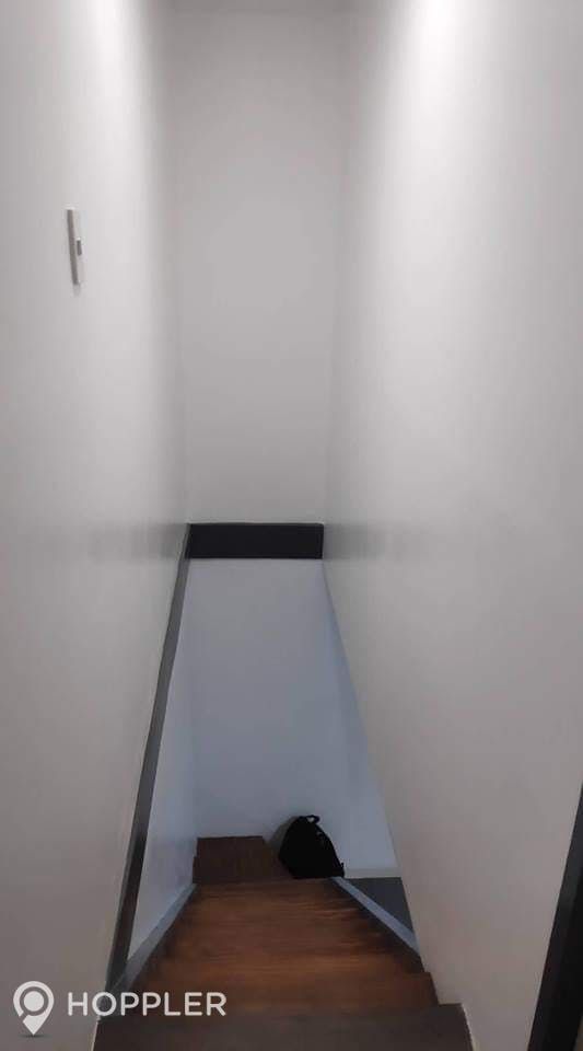 "2BR Condo for Rent in Victoria Towers, South Triangle, Quezon City"03