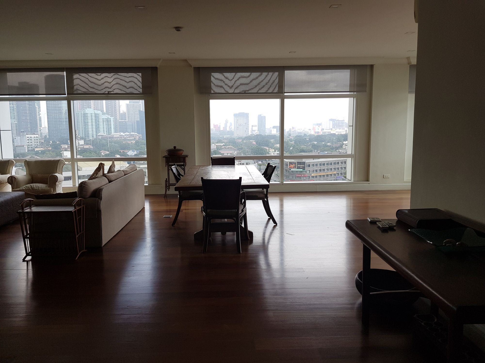 "3BR Condo for Rent in One Roxas Triangle, Urdaneta, Makati"07