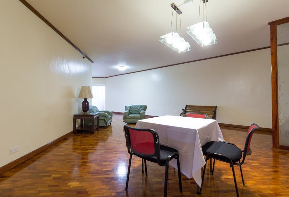 "3BR Condo for Rent in The Ritz Towers, Urdaneta, Makati"06