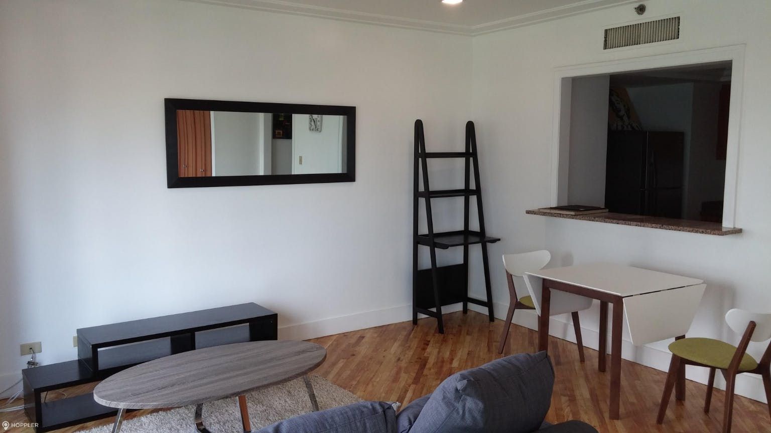 "Studio Condo for Rent in Hidalgo Place, Rockwell Center, Makati"08