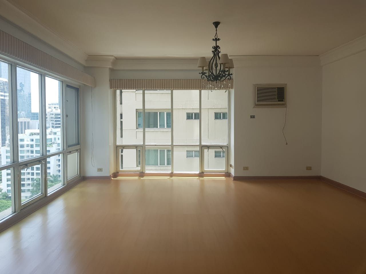 "3BR Condo for Rent in One Lafayette Square, Salcedo Village, Makati"03
