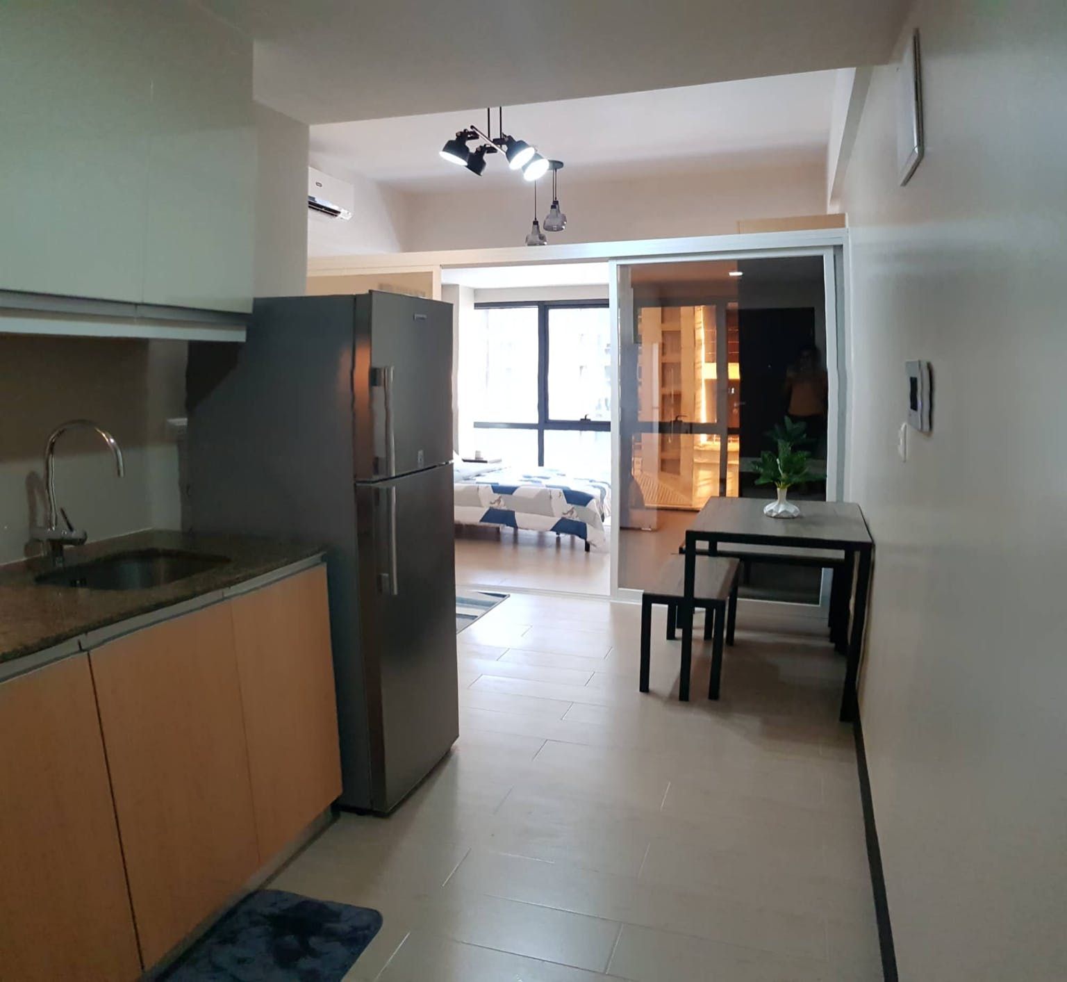 "1BR Condo for Rent in The Gramercy Residences, Poblacion, Makati"03