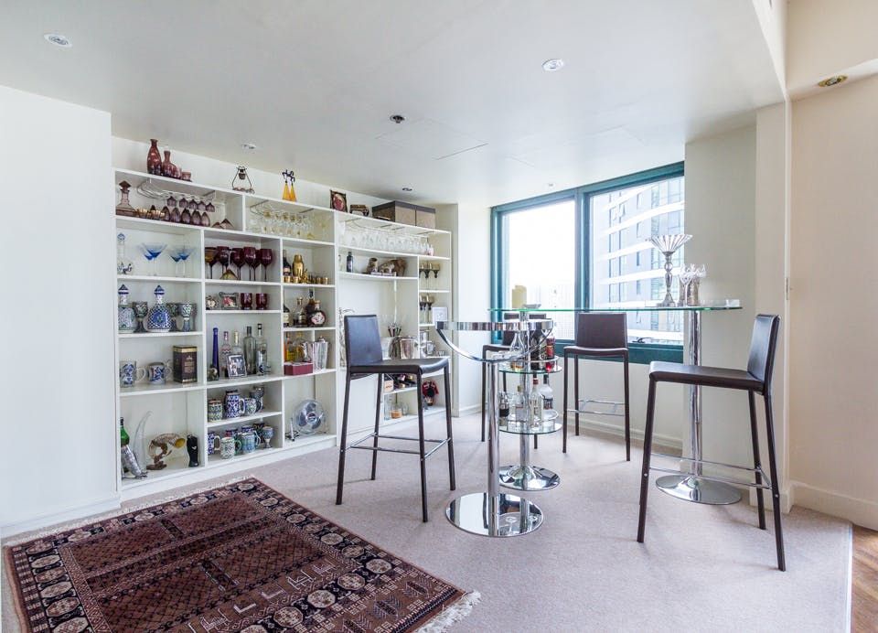 "3BR Condo for Rent in Rizal Tower, Rockwell Center, Makati"06
