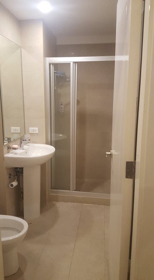"1BR Condo for Rent in The Milano Residences, Poblacion, Makati"05
