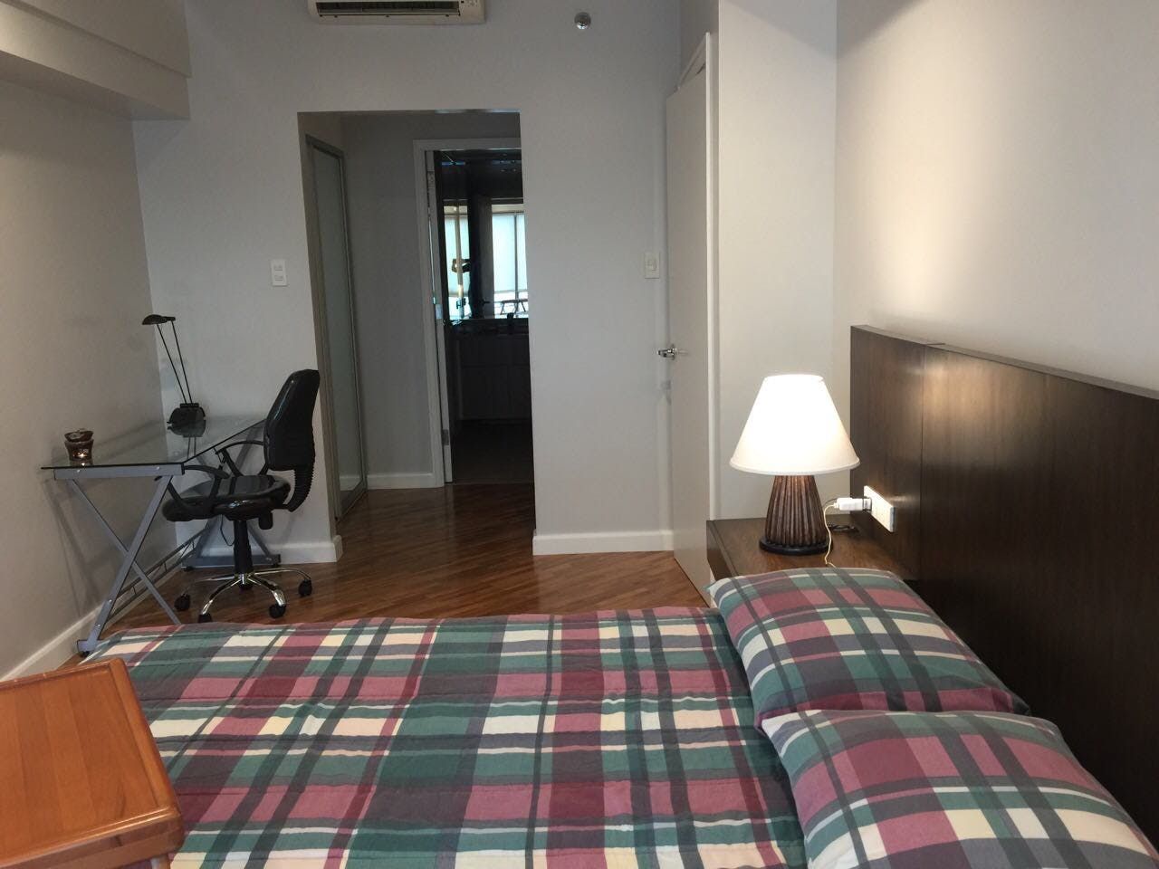 "1BR Condo for Rent in Joya Lofts and Towers, Rockwell Center, Makati"08