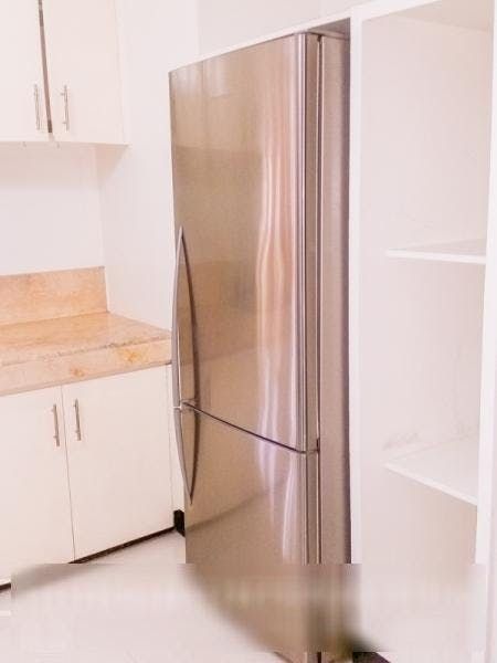 "2BR Condo for Rent in , San Lorenzo Village, Makati"08