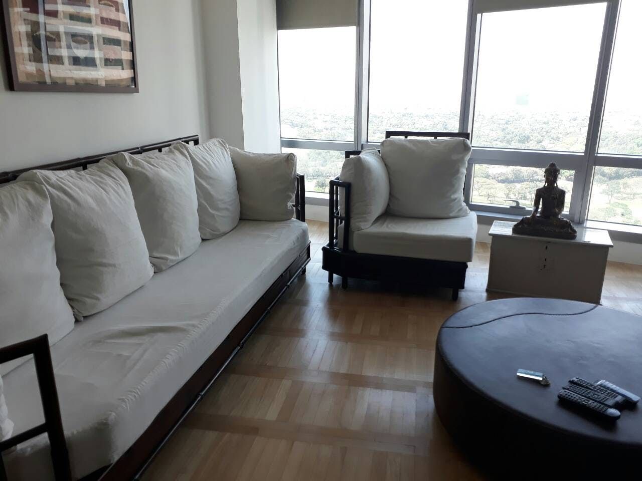 "2BR Condo for Rent in One McKinley Place, BGC - Bonifacio Global City,"08