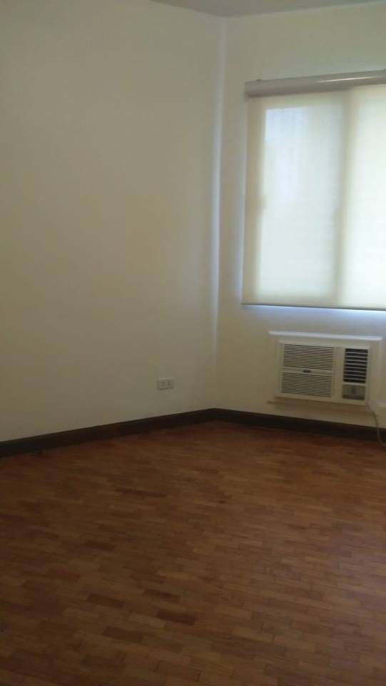 3BR Condo for Rent08