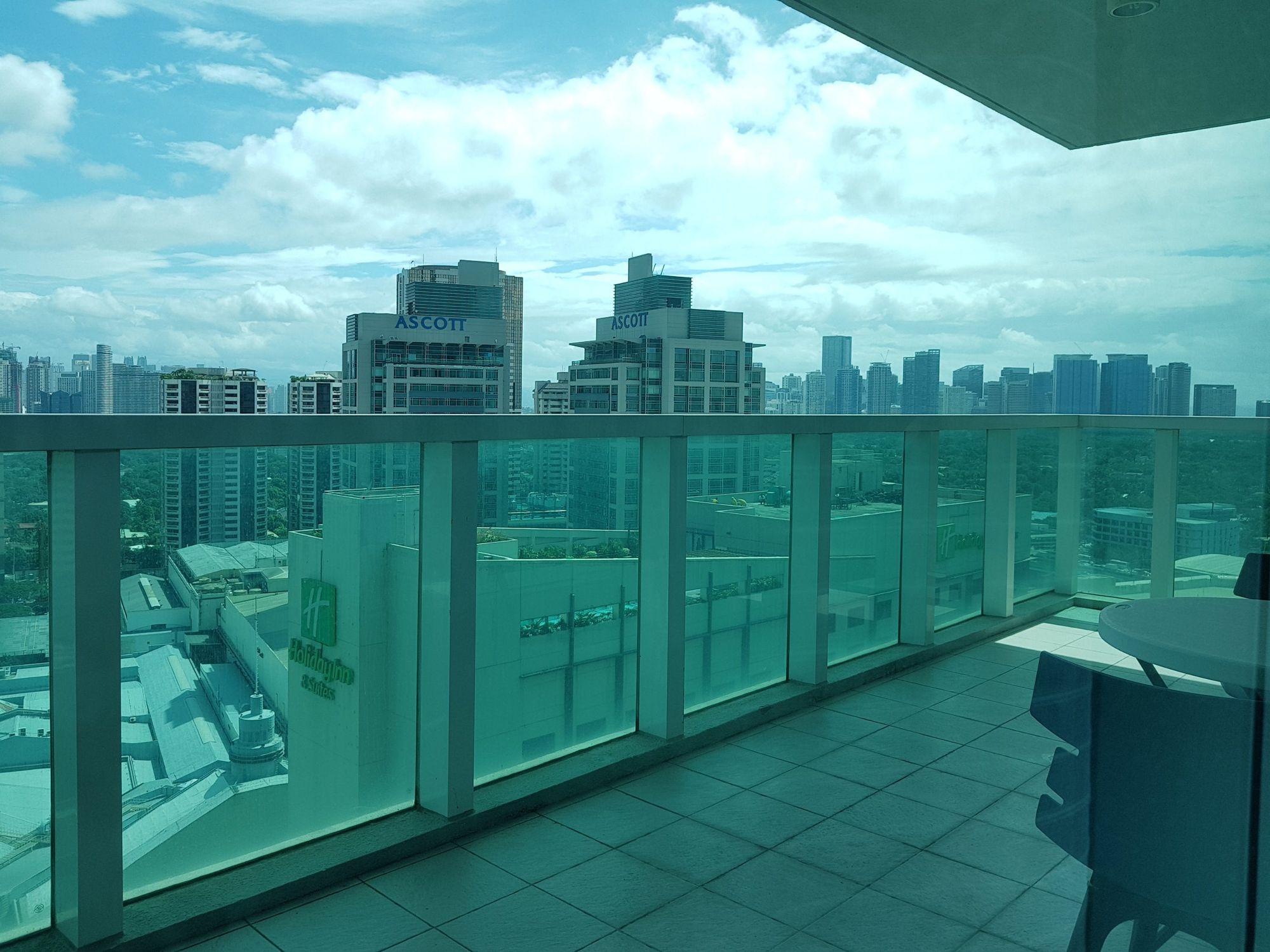 2BR Condo for Rent09